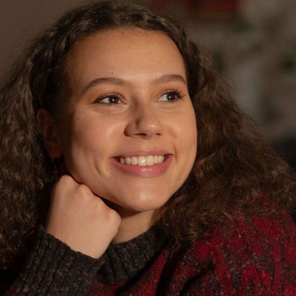 Julia Siraj som kursledare på Folkuniversitetet Dalarna