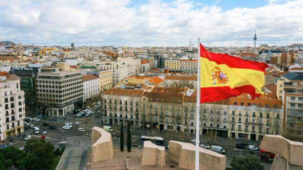läs mer om boende och resa i madrid