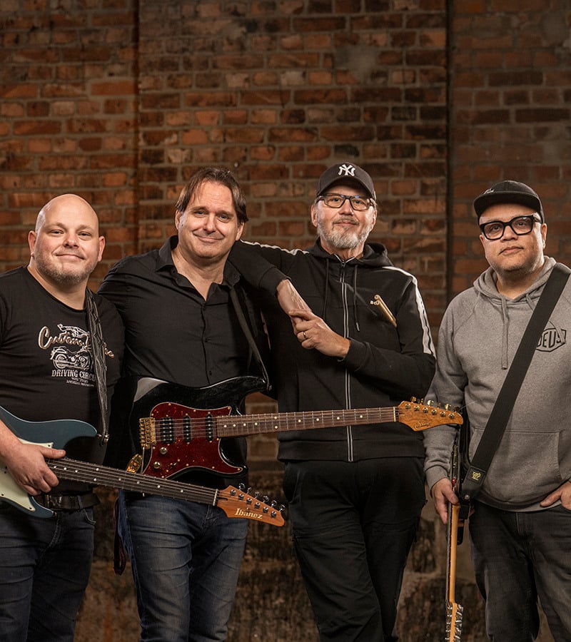Pelle Holmberg, Peter Friestedt, Bengan Andersson, and Paulo Mendonça