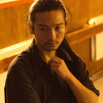  Takuya Fujisawa undervisar i modernt på Balettakademien i Göteborg. 