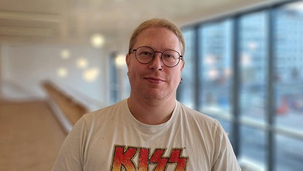 Andreas Thun är anställd på Balettakademien i Göteborg.