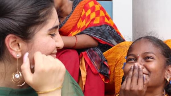 Indienresan 2019 barnhemsbild flicka