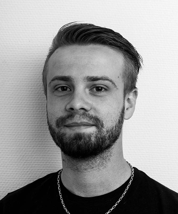 Jakob Olsson är lärare i samhällskunskap, religion och GA på Folkuniversitetets gymnasium i Trollhättan