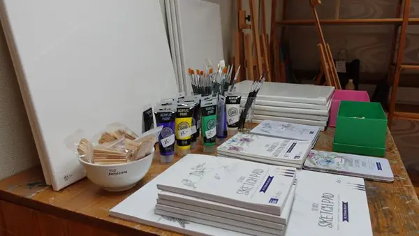 konstn&auml;rsmaterial