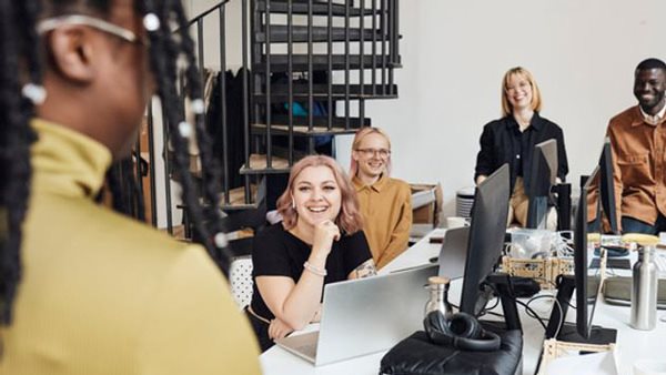 Skräddarsydda företagsutbildningar inom AI och Kundservice