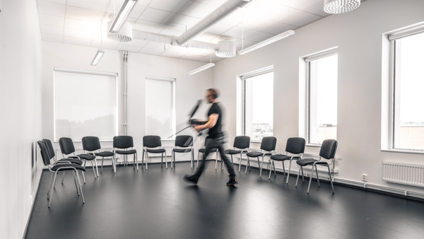 Bild på en man i Studio 11, Karlastaden, Göteborg.