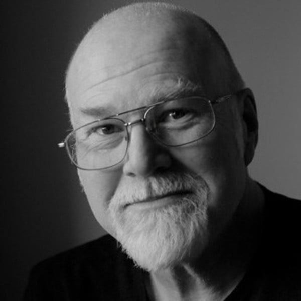 Joakim Roos  är kursledare på Art College i Göteborg.