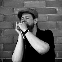 Gustav Almstedt, lärare i munspel på Folkuniversitetet i Södertälje