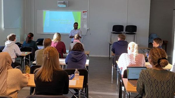 Föreläsning, Läke- och livsmedelstekniker, Folkuniversitetet i Uppsala