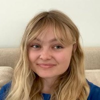 Tindra Bergwall, lärare på Folkuniversitetets Dansstudio i Linköping