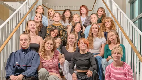 Klassfoto från Dansutbildningen årskurs 3 på Balettakademien i Göteborg