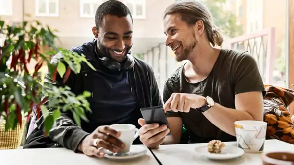 Three students learning Swedish online