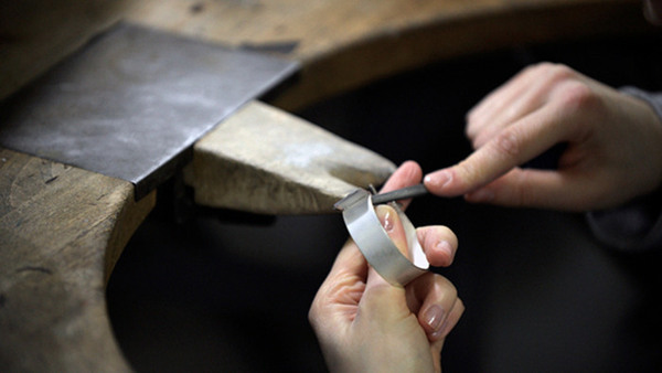 Arbete med silversmide