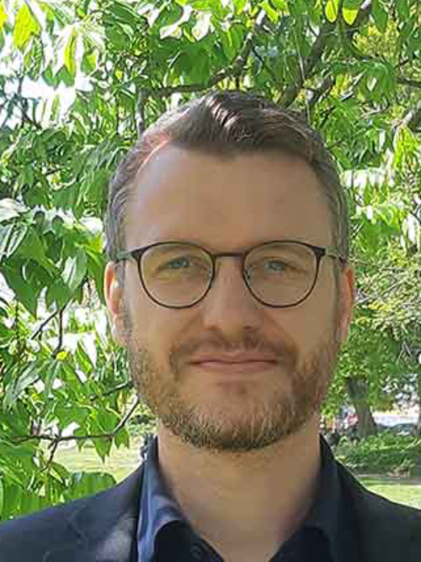Simon Lindh