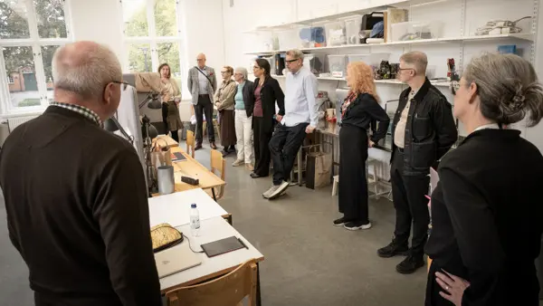 Myndigheten f&ouml;r yrkesh&ouml;gskolans generaldirekt&ouml;r Magnus Waller&aring; samt myndighetens konstn&auml;rliga r&aring;d bes&ouml;kte Konst och Kulturakademien och BA i Kr&auml;ftriket.