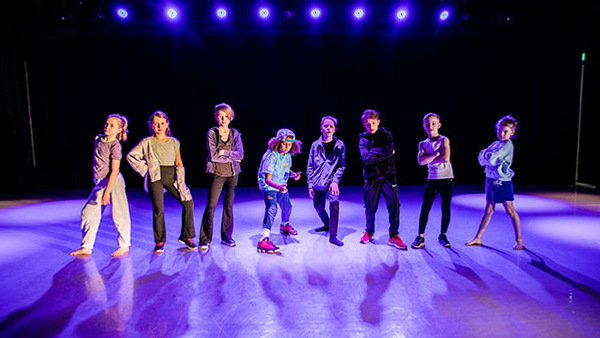 Tre dansare på Balettakademien Stockholm