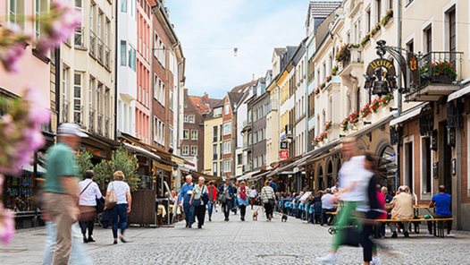 Gata i Düsseldorf