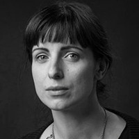 Fotografi på Nina Wähä, lärare på Konst & Kulturakademien.