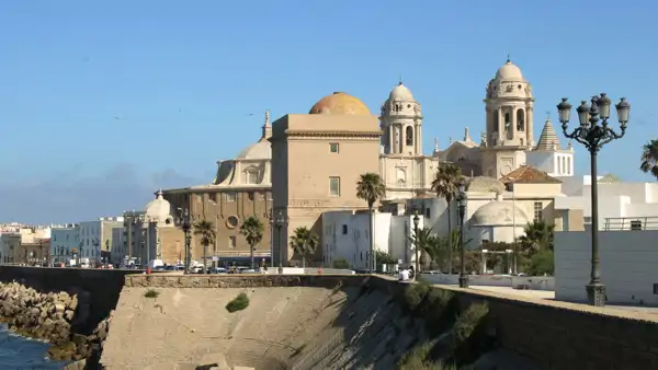 Allmän intensiv spanska i Cádiz 