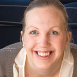 Maria Kullsand, kursledare i silversmide och pralintillverkning