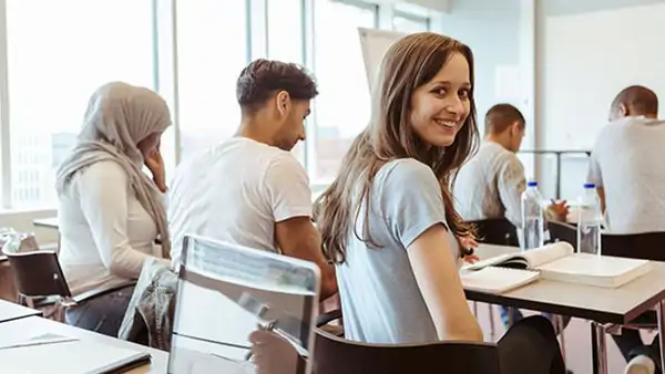 studerande i ett klassrum