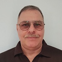 Rauf Ragimov är handledare på Folkuniversitetet