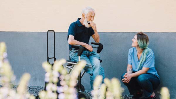 Hälsa, prevention och rehabilitering. Kort yh-utbildning Folkuniversitetet Uppsala i samarbete med Samariterhemmet.