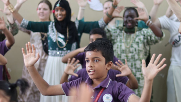 dansundervisning på indisk skola