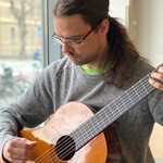 Lärare på Folkuniversitetet i Linköping.