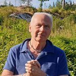Torbjörn Asplunder är lärare i svenska på Folkuniversitetet i Göteborg